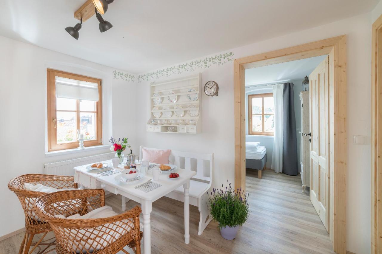 Roomerie Sulzbach-Rosenberg Exteriör bild